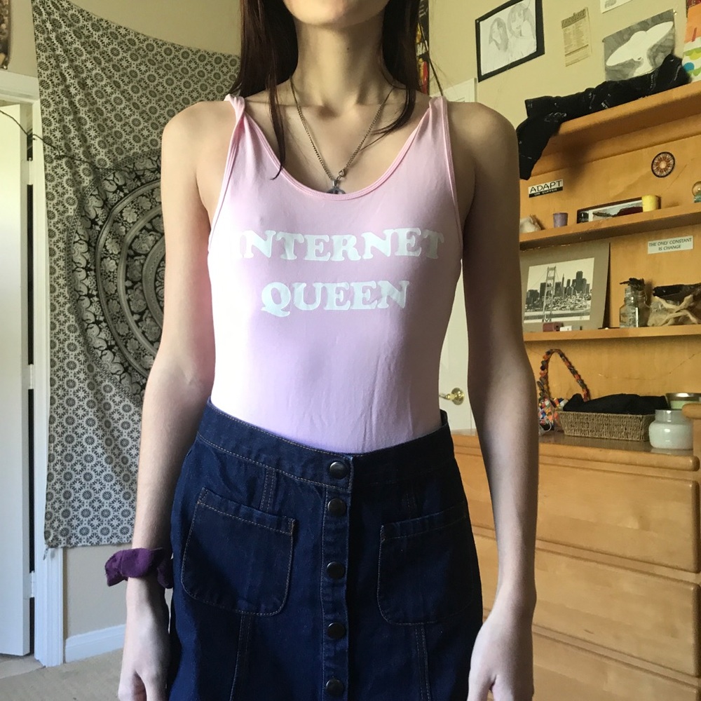 Light pink “INTERNET QUEEN” bodysuit